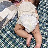 我因动手拍打了了两下孩子 他动手打我 难道是我错了 还是因为他心里只有他闺女根本没有的存在
