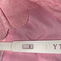 月经推迟两三天了 怕有了测出来看到这个