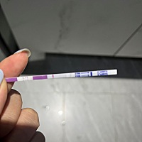 这是排卵试纸，有没有懂的帮我看看是不是这几天要同房