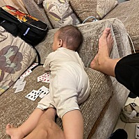 我的小可爱，病了一个月了，感冒，喉咙红，最后一起来，还不吃粥粥，心累，好累。。都不知道如何是好！...