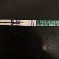 晨尿三分钟后出现的浅印，各位姐妹帮忙看看是怀孕了吗，北京昌平那个医院妇产科比较好啊
