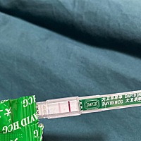 国庆结婚，备孕第一个月，这是有了吗？？前几天胸部有硬块按压疼（每次来月经前几天就会这样）我以为这...