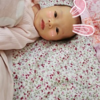 昨晚给又黄又长痘的弟弟开了美颜相机后，今晚哥哥也一定要拍，安排😄😄😄