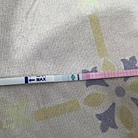 老婆上月18号来的姨妈，25号到30号都有👏。这个3号白带开始增多，4号👏。11、12号都有👏，16号用...