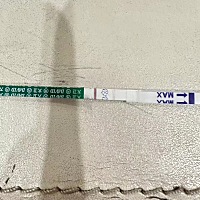 亲，月经推迟5天，晚上测的，帮忙看看是否有了？