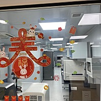 她怀孕快两个月，想要小棉袄，今天陪她到现场来查了