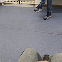 现在跟老公 婆婆一起去医院的路上，紧张啊！！！ 希望一切顺利 保佑保佑！