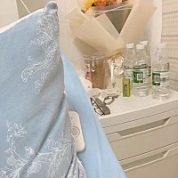 也算完成了试管的1/3了就看着床了接好孕。移植也 没有太大痛感就有点凉凉的。没有我想像得怎么可 怕。移...