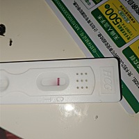 我3月27号取个环我不知道我是不是怀孕了我买了一个测试纸好像一个月经没来四天了我不知道怎么办？我想怀...