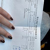 麻烦大家帮我看一下。姨妈推迟三天做血检确定怀孕。但是个个指标低怎么办？还能保住吗
