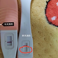 昨天测是隐隐约约两道杠，今天测就一道杠，什么原因呢？