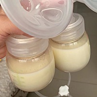 还是母乳好，之前奶一直不够吃，这下终于追上来了