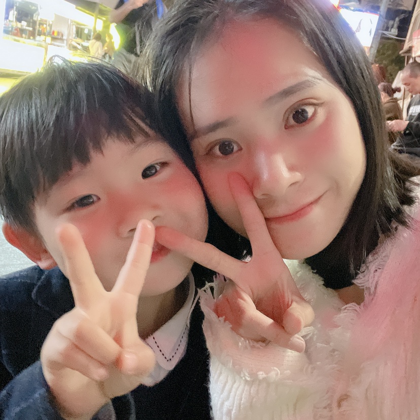 麻麻带我吃夜宵了