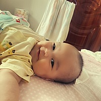 你是个110天的成熟宝宝了，爸爸妈妈甲流你也好好的，知道妈妈忙，每天自己玩，洗澡后自己睡着的乖宝宝，...