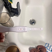 姨妈迟了一个星期，姨妈还不来，心惊胆战的。