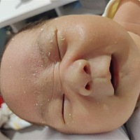 一个月长了四斤，喜欢边吃边拉😂