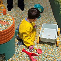 我的宝贝，一转眼两岁四个月多了，时间过得真快啊