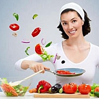 1、绿色蔬菜 女人怀孕前应多吃深绿色蔬菜，如菠菜、空心菜、芥菜、西兰花、茼蒿、韭菜、萝卜缨等。这些...