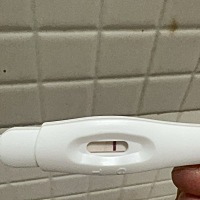 这个是有了吗姐妹，我大姨妈推迟好久了。