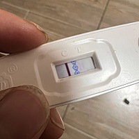 备孕三年 这月一测竟然成了这样，有没有姐妹们帮忙看看这是怀孕了吗？谢谢亲们