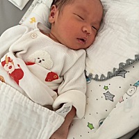 刨腹产男宝  从此儿女双全 生娃任务已完成！