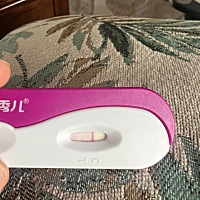 感觉眼睛自带双杠，哈哈，姐妹们帮着看看。这个状态去验血可以知道是否怀孕吗？