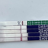 姐们们帮忙看一下这有情况没