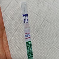 姐妹们帮我看看是不是怀了