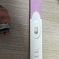 已经两个月没来月经了，测了三次都是一条杠