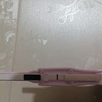同房后第六天测的？隐约看到有意念灰呢？？？？