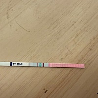 姨妈推迟6天 用的排卵试纸 这啥意思
