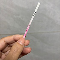 姐妹们，帮忙看一下是没有怀孕吧？已经第八天了