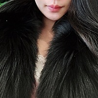 注意，你脸上有个东西，