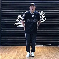 沉沉@，