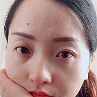 阳光下的星星