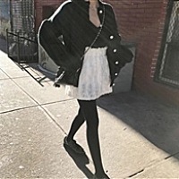 对方正在输入......