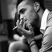 快递小哥李钟硕