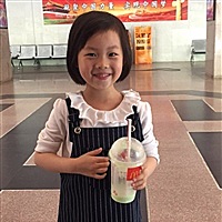 玥玥家童装工厂店