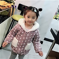 大手牵小手、