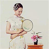 雯