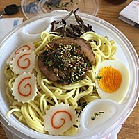 莹莹