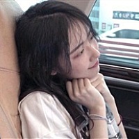 农农的女孩子＾