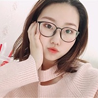 L姓小美女