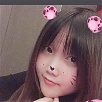 柚柚是位小美女