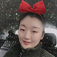 莉莉