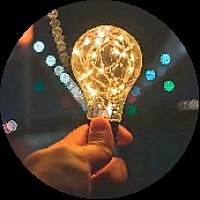 草莓味的女孩子OwO