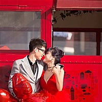 文&妍