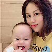 蓝精灵lilyluck168