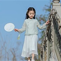 柒柒皮草（招代理）