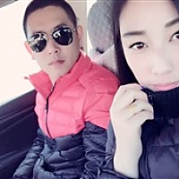 她
